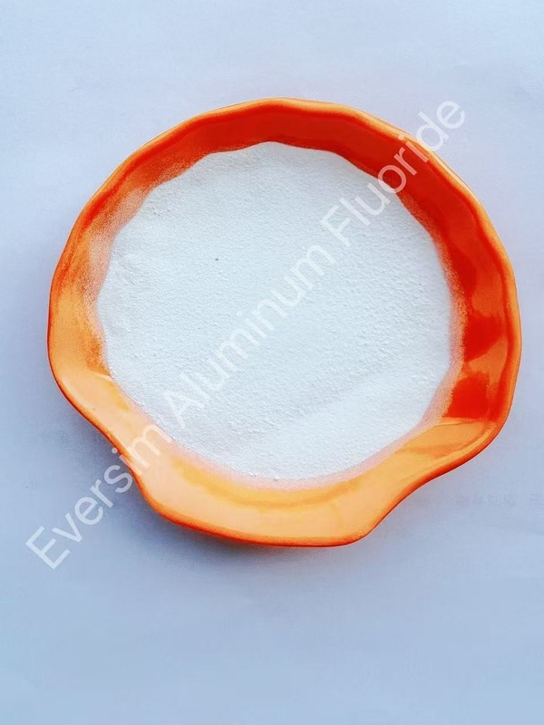 রাসায়নিক পণ্য আণবিক ওজন 83.98 CAS7784-18-1 আলুমিনিয়াম ফ্লোরাইড আলফ 3 সিরামিক গ্লেজের ফ্লাক্সের জন্য