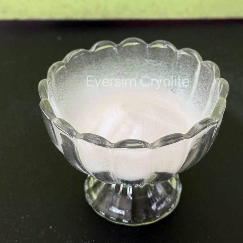 শীর্ষ মানের রাসায়নিক পণ্য সিরামিক শিল্পের জন্য সাদা স্যান্ডি CH-1/CM-1 সিন্থেটিক ক্রিয়োলাইট Na3AlF6